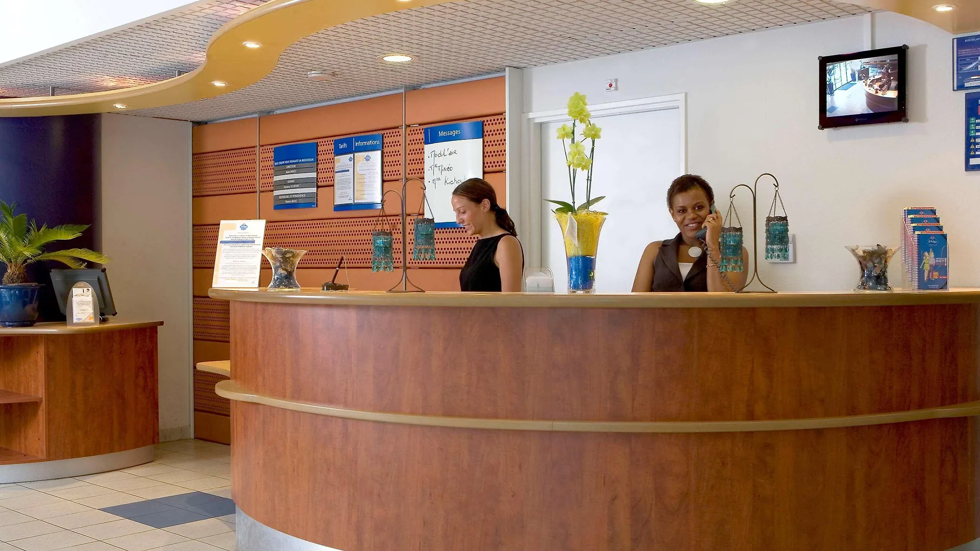 **  Greet Hotel Paris Porte De La Chapelle - Arena Saint-Denis  Franciaország